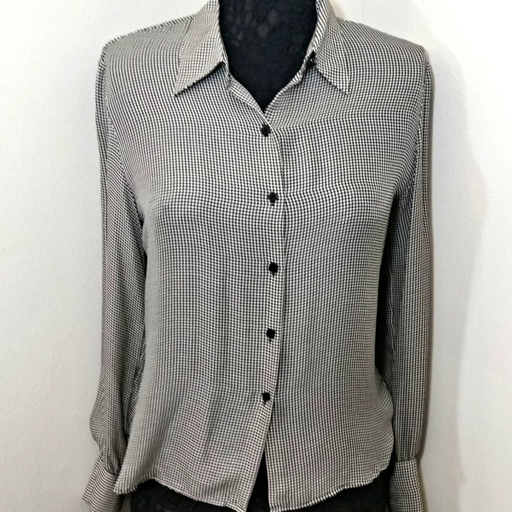 <3 Ann Taylor Women's Size 6 Blouse Top Shirt